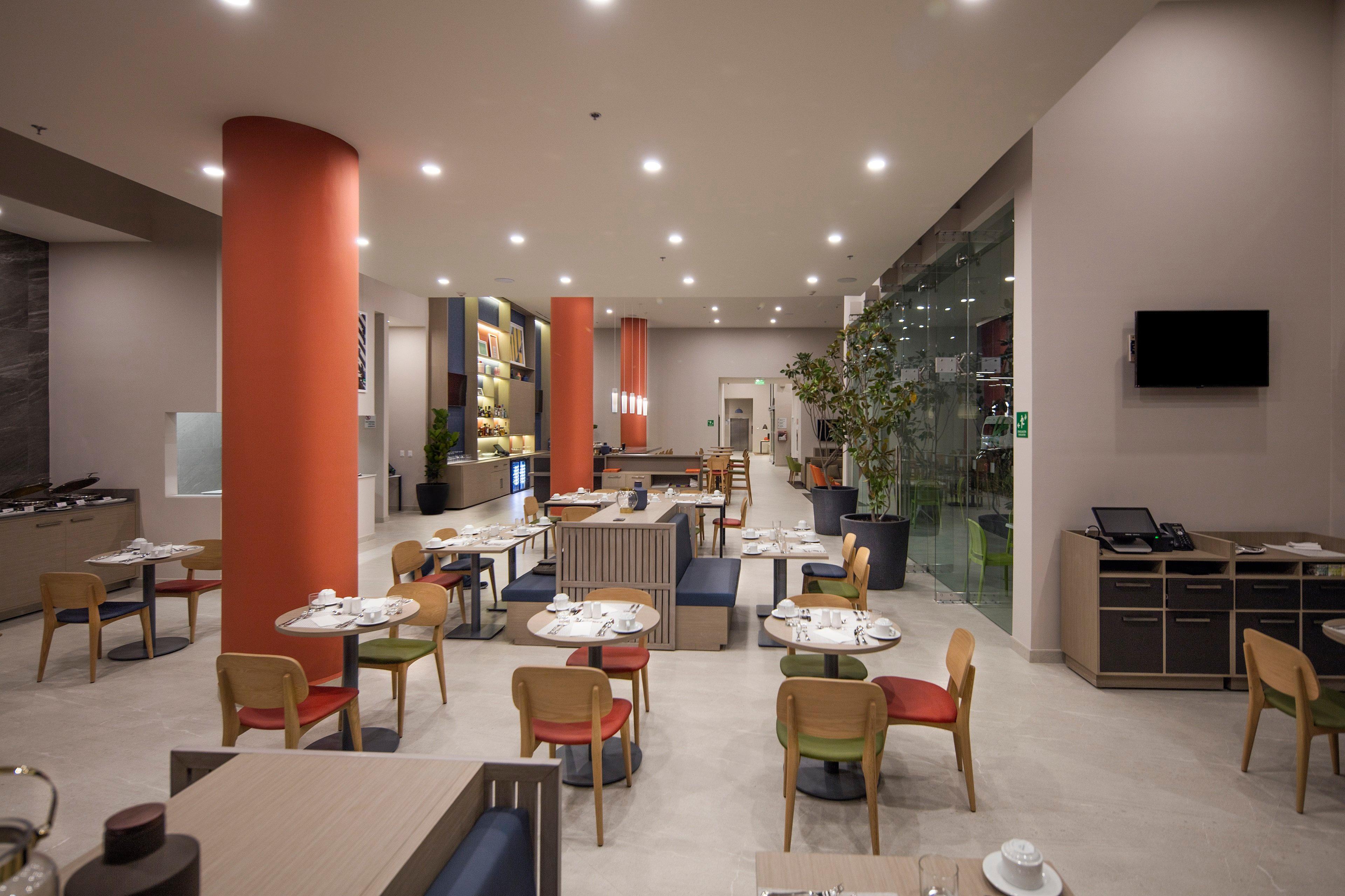 Holiday Inn & Suites - Aguascalientes By Ihg エクステリア 写真