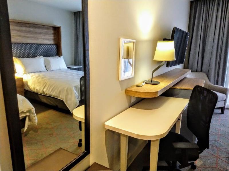Holiday Inn & Suites - Aguascalientes By Ihg エクステリア 写真